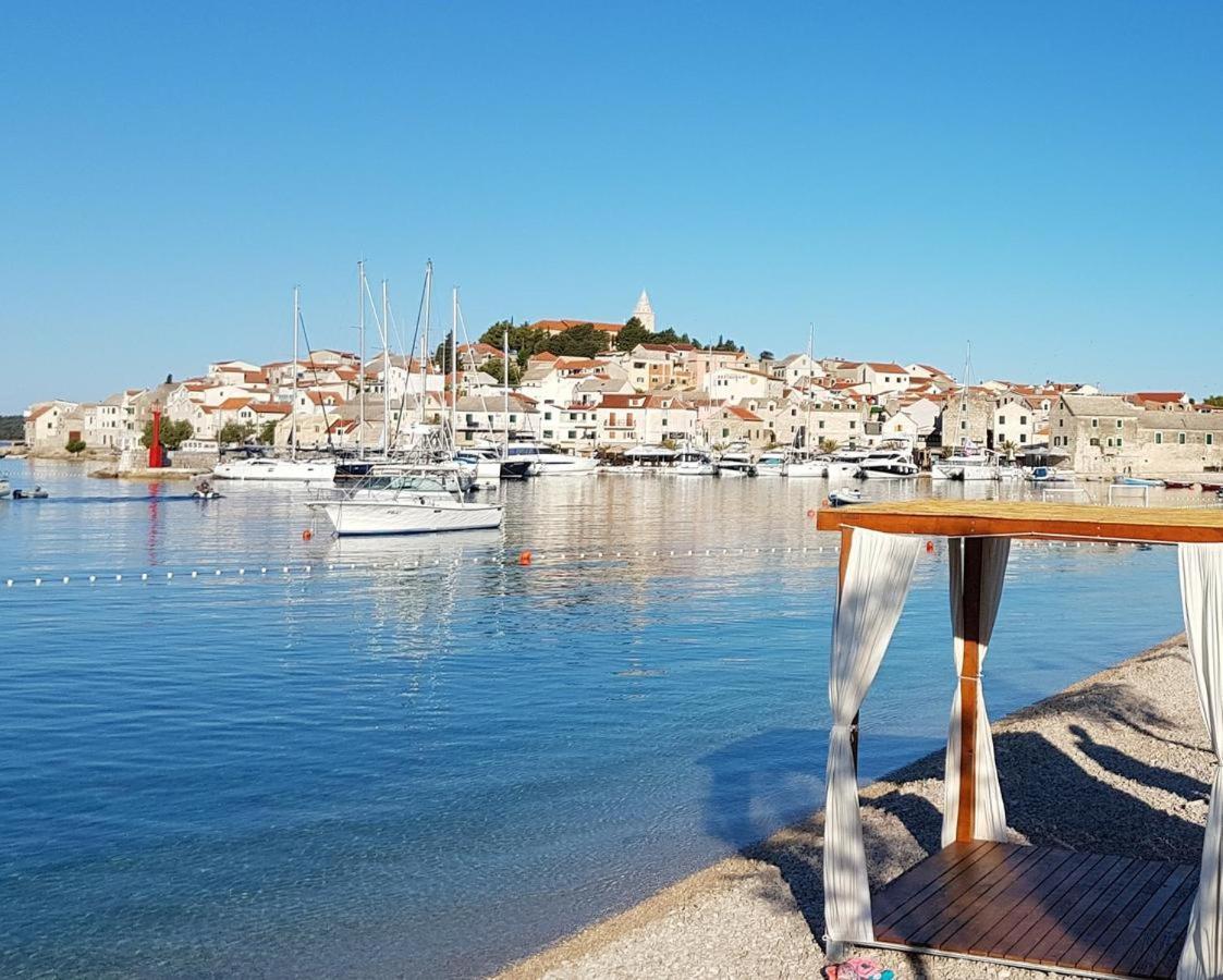 -Villa Sjor -Primosten-Apartmani- Has 2 Large Apartments And 2 Smaller Ones -Primosten Lokvice 6 外观 照片